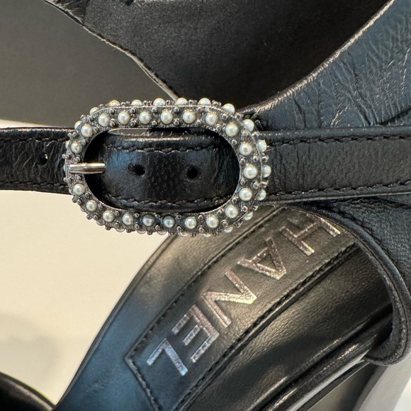 Brand NWT Chanel Heels - Picture 9 of 15